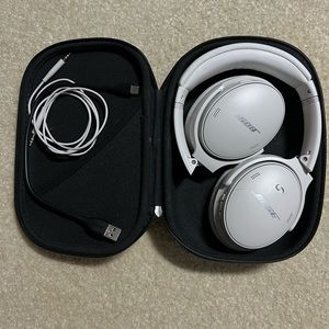 Bose QuietComfort 45 headphones
